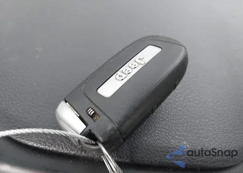 2016 Jeep Renegade Latitude z USA, uszkodzony, nr VIN ZACCJBBT2GPD20521